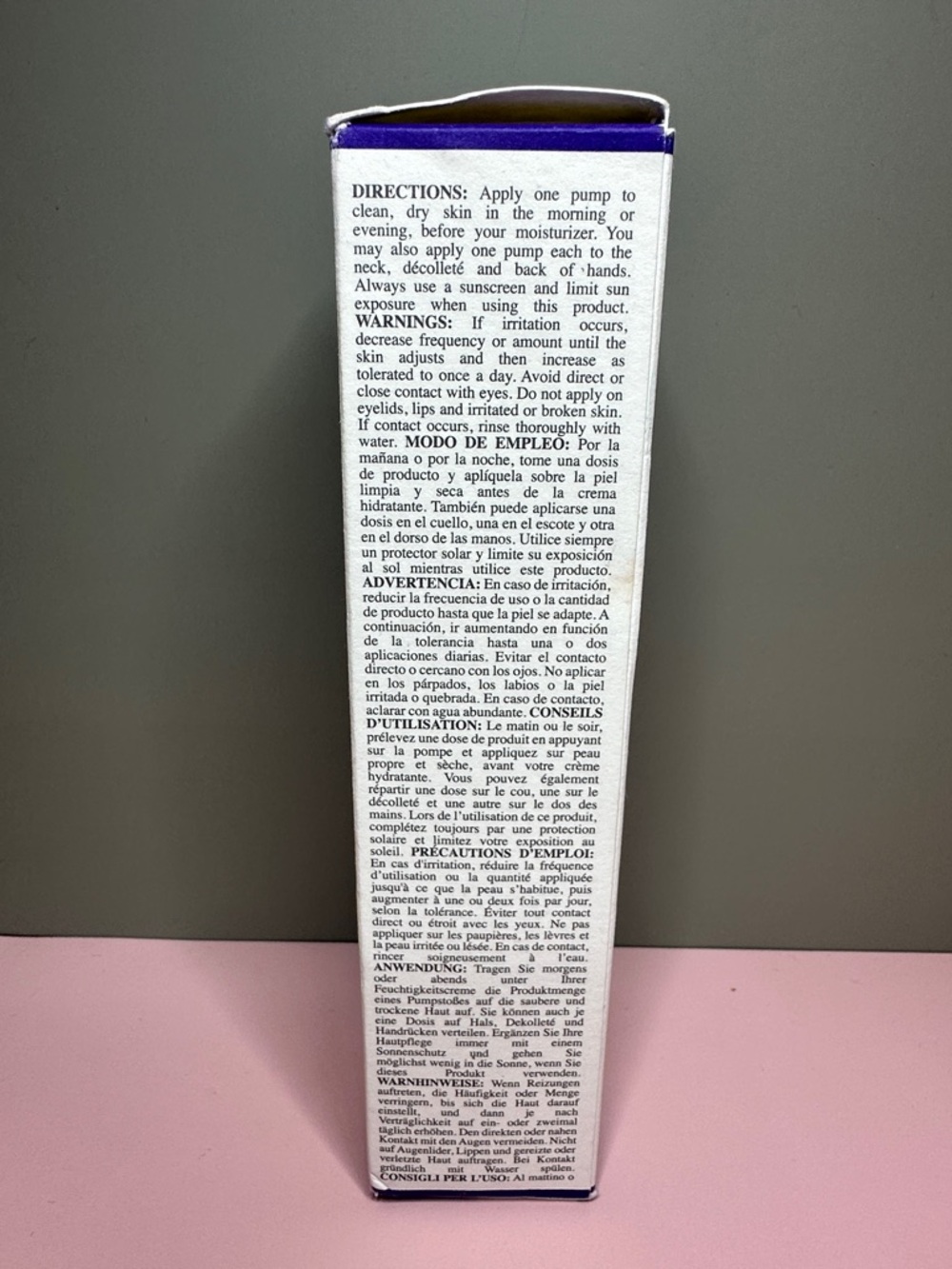 Kiehl’s Retinol Skin-Renewing Daily Micro-Dose Serum 1.7 oz / 50 mL - Picture 2 of 4